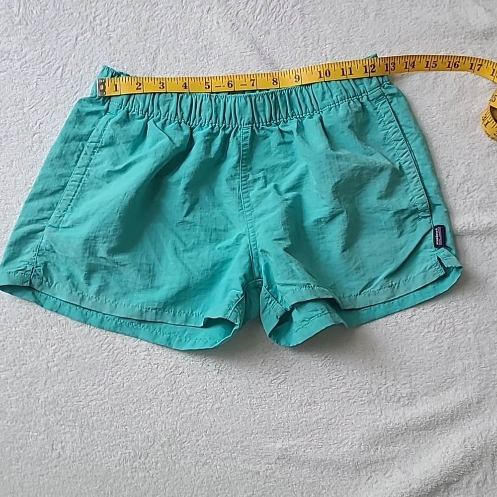 Patagonia Women’s Barely Baggies 2.5” Inseam Teal Unlined Shorts Small Gorpcore - Picture 2 of 6